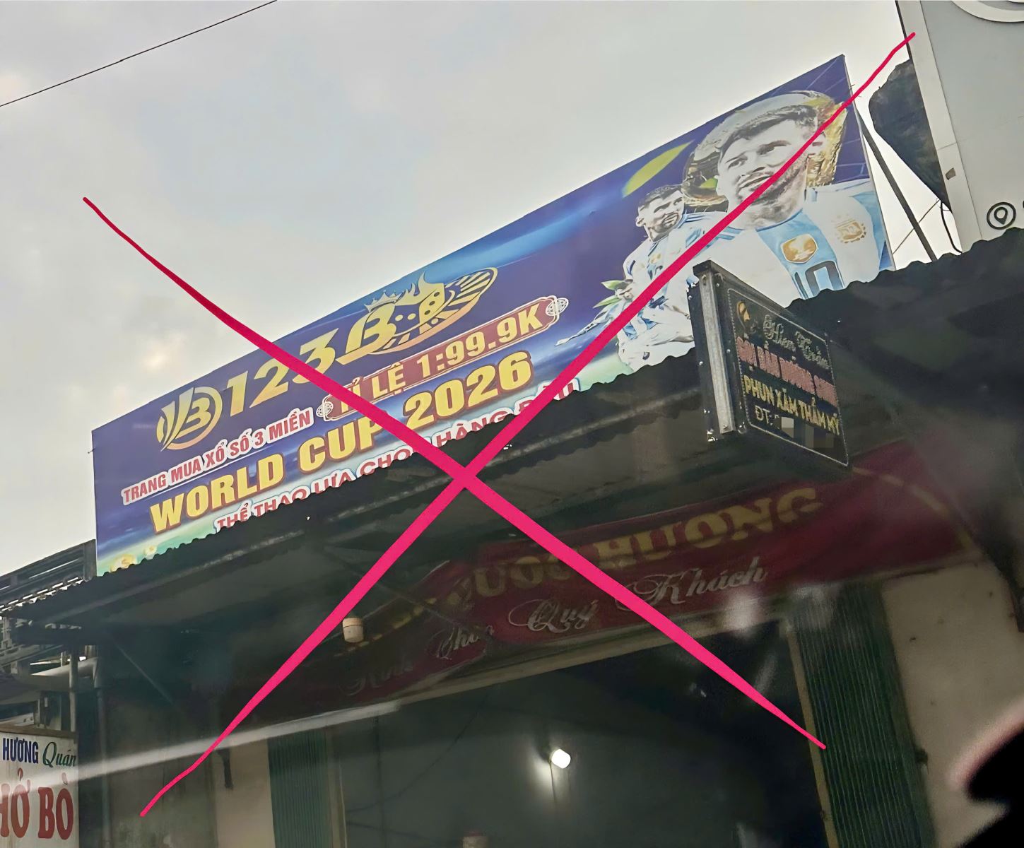 Cảnh báo vi phạm pháp luật từ việc treo biển hiệu quảng cáo cờ bạc, cá độ qua mạng