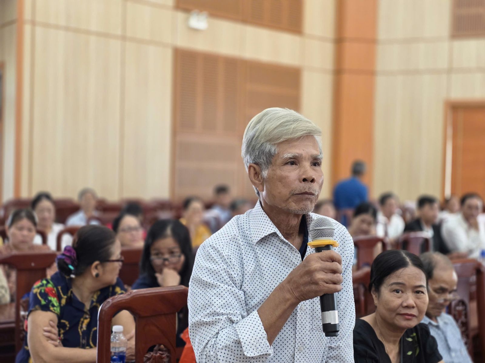 ‘Gần dân, hiểu dân, nỗ lực hết sức để bảo vệ quyền lợi chính đáng của nhân dân’