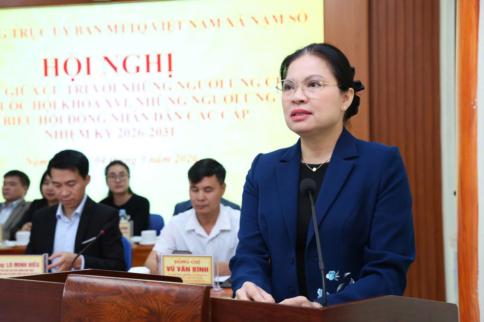 Cử tri ấn tượng với chương trình hành động của ứng cử viên ĐBQH khoá XVI Hà Thị Nga