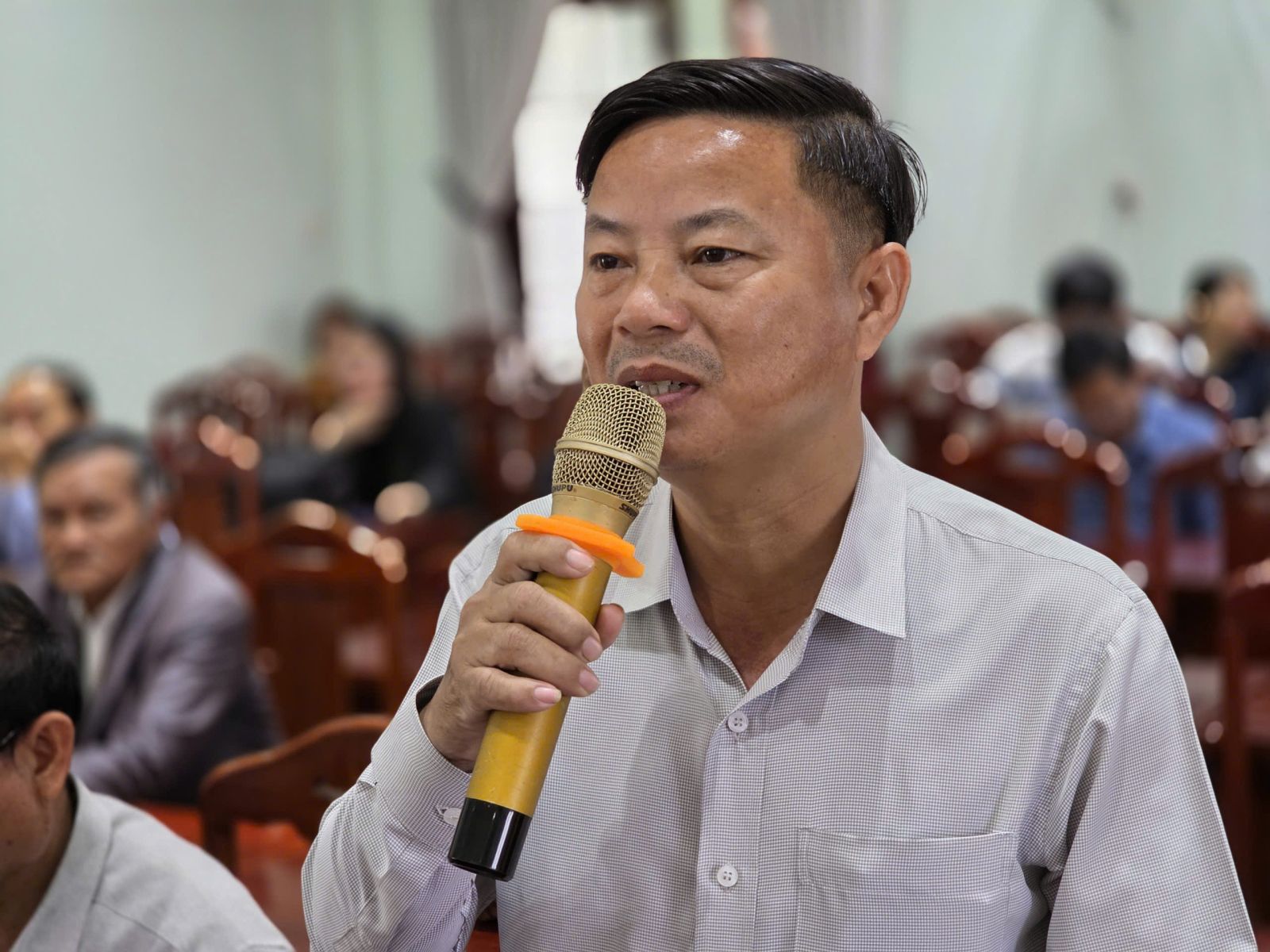 Ông Nguyễn Khánh Ngọc: Sâu sát, phản ánh vướng mắc đất đai, thủy điện... của cử tri vùng núi Đà Nẵng