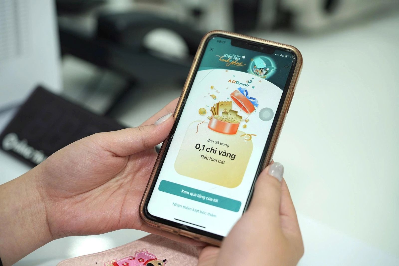 Ngày đầu tiên ABBank tung ‘mưa’ vàng 24K: Những chủ nhân đầu tiên đã lộ diện