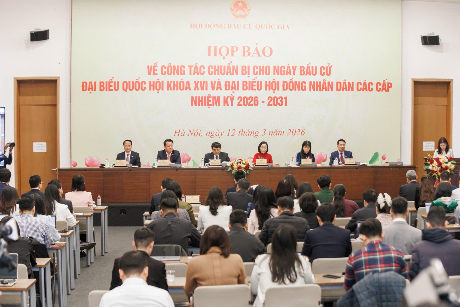 Công tác nhân sự ĐBQH và HĐND được chuẩn bị chặt chẽ, bảo đảm cơ cấu theo quy định