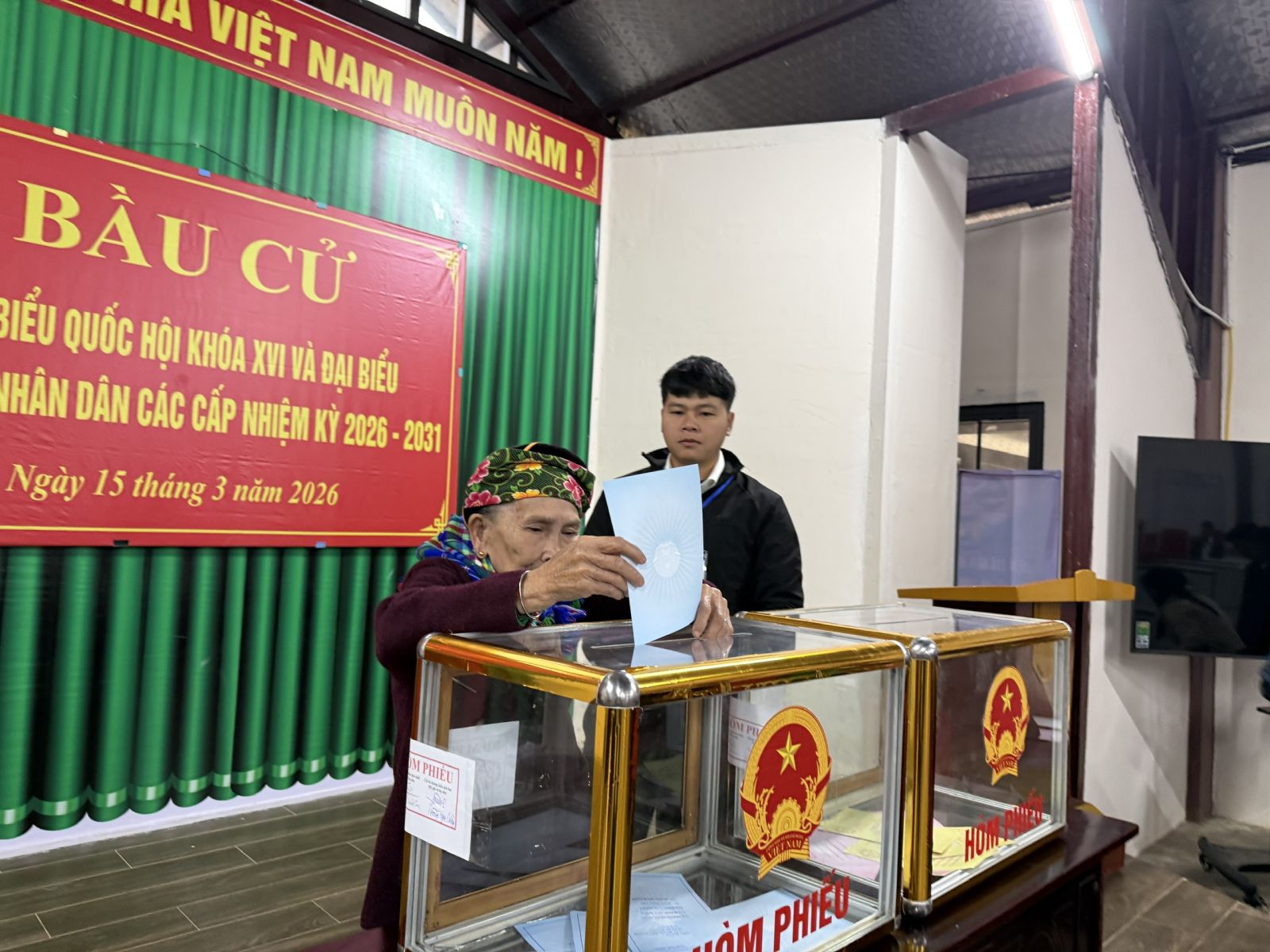 Gần 62 triệu cử tri đã đi bỏ phiếu bầu cử