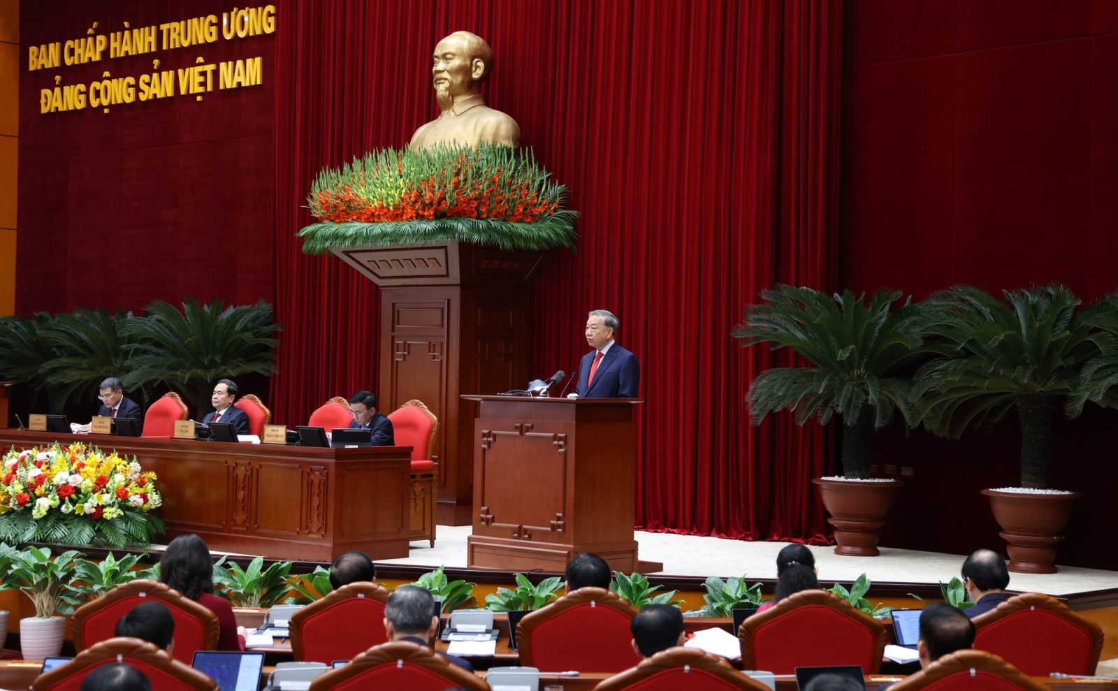 Khai mạc trọng thể Hội nghị Trung ương lần thứ 2 khóa XIV