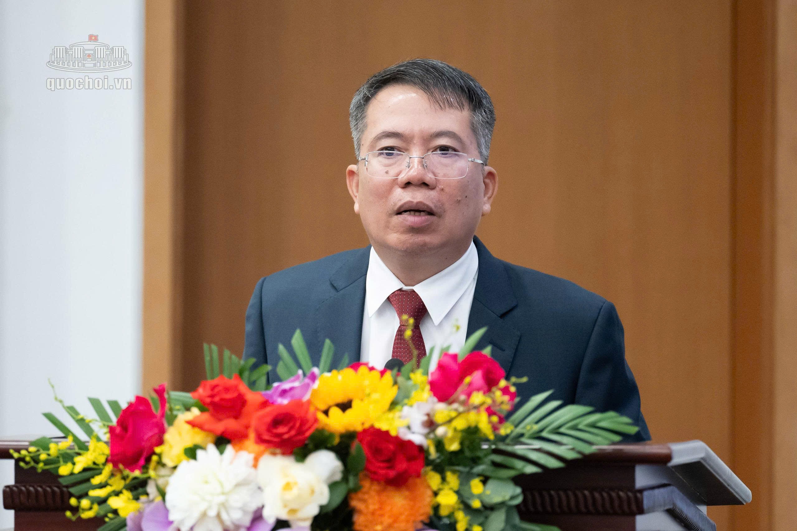 qh2-1792157272.jpg