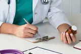 Từ 10/7/2026, những ai có thể được ưu tiên cấp thuốc miễn phí?