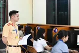 Đề xuất tăng số lượng câu hỏi lý thuyết sát hạch lái xe