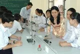 Phụ cấp độc hại đối với nhân viên thiết bị, thí nghiệm trường học được quy định thế nào?