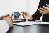 Chuyển nhượng bất động sản thông qua ủy quyền, khi nào cả người ủy quyền và nhận ủy quyền cùng phải đóng thuế TNCN?