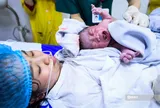 Phụ nữ sinh đủ 2 con trước 35 tuổi được hỗ trợ tối thiểu 2 triệu đồng