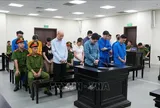 Hai cựu lãnh đạo Cục Hải quan lĩnh 13 năm tù trong vụ sản xuất thực phẩm giả ở MediPhar