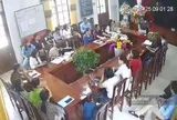 Thấy gì từ vụ hiệu trưởng ném ly đập bàn
