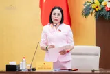 Làm rõ việc thực hiện chính sách tiền lương, phụ cấp và thu hút nhà giáo