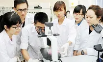 Đề xuất chính sách hỗ trợ học sinh, sinh viên, giảng viên đi học tập, nghiên cứu ở nước ngoài