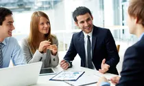 Người lao động nước ngoài bị thu hồi giấy phép lao động trong những trường hợp nào?