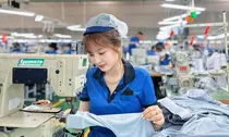 Chuyển đổi loại hình doanh nghiệp trong 3 năm đầu, có được miễn thuế TNDN?