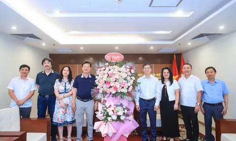 Tạp chí Đời sống và Pháp luật chúc mừng 71 năm Ngày Truyền thống Hội Luật gia Việt Nam