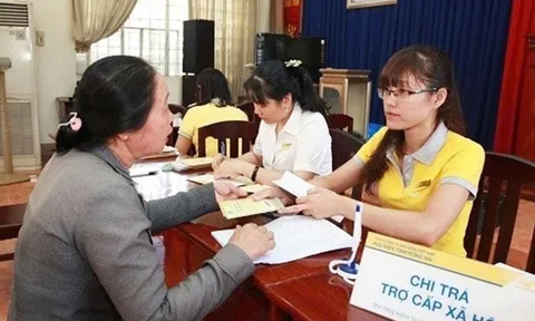 Thời điểm tính hưởng trợ cấp xã hội được quy định thế nào?