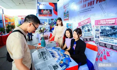 Đời sống và Pháp luật - 25 năm viết tiếp hành trình khát vọng