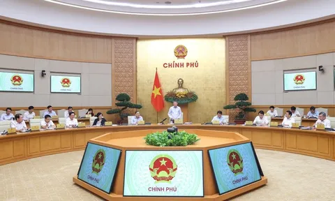 Chính phủ yêu cầu hoàn thiện 15 dự án luật, nghị quyết