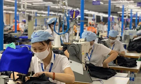 Huy động người lao động tăng ca quá quy định, doanh nghiệp có thể bị phạt tới 75 triệu đồng