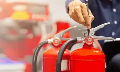 Nhà trọ, chung cư mini đã khắc phục vi phạm phòng cháy, chữa cháy cần làm gì để hoạt động trở lại?