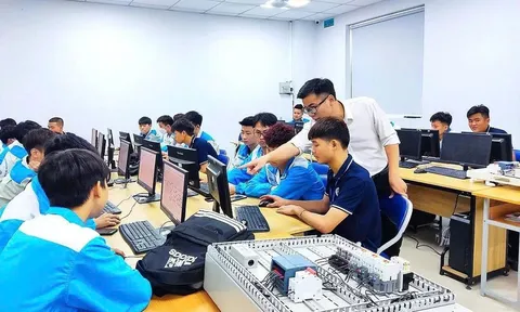 Quy định kiến thức chương trình trung học phổ thông trong giáo dục trung học nghề