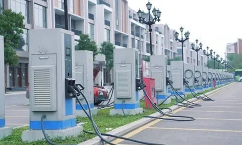 Đề xuất sửa thời hạn áp dụng biểu giá bán lẻ điện cho sạc xe điện