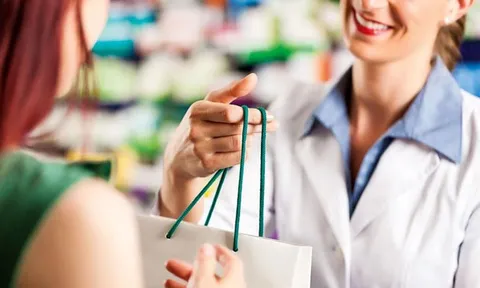 Hàng tặng kèm cho khách hàng, ghi hóa đơn thế nào?