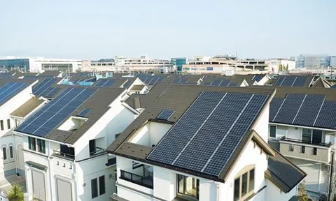 Chưa thông báo khi lắp điện mặt trời mái nhà bị phạt thế nào?