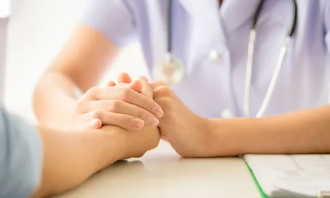 Người từ 18 tuổi trở lên mắc bệnh hiểm nghèo có được đăng ký làm người phụ thuộc?