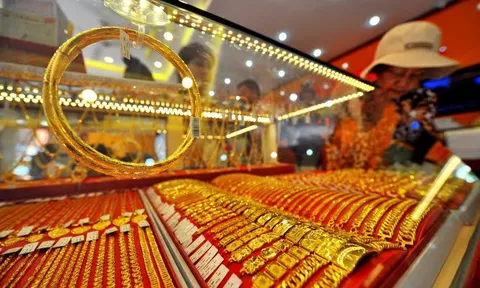 Ngưỡng 20 triệu đồng trong thanh toán mua, bán vàng có mâu thuẫn với pháp luật thuế không dùng tiền mặt không?