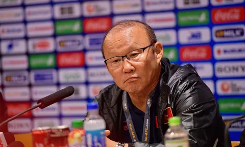 HLV Park: "Tôi không hài lòng với chính mình, lối chơi của đội nhà"