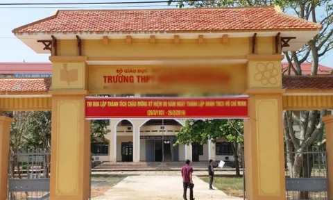 Khởi tố hai anh em sinh đôi vụ nghi án 10 thanh niên hiếp dâm 1 nữ sinh