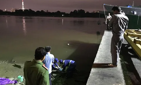 Phát hiện một thi thể nam giới trôi trên sông Sài Gòn