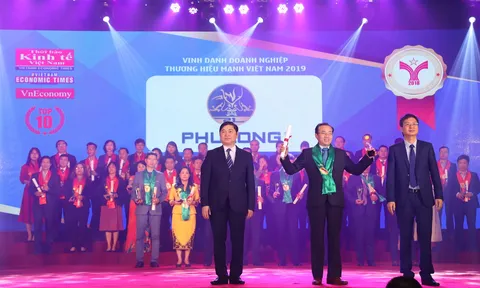 Phú Long được vinh danh Top 10 thương hiệu mạnh dẫn đầu Việt Nam 2018