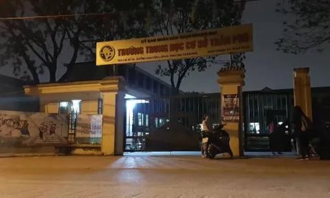 Vụ thầy giáo bị tố dâm ô nhiều nam sinh 'nhận là chỉ xoa đầu, khen ngợi'
