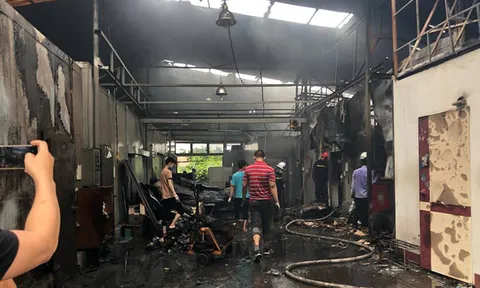 Hà Nội: 4 xưởng cháy lớn trong đêm khiến 8 người chết và mất tích