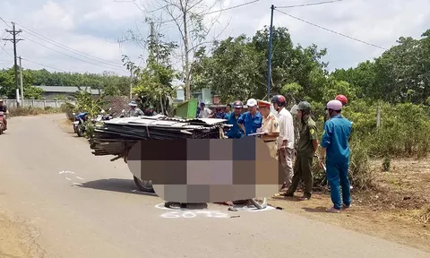 Va chạm với xe máy chở tôn, một người bị cắt đứt cổ tử vong