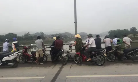 Người vợ nhảy xuống sông khi tranh cãi với chồng