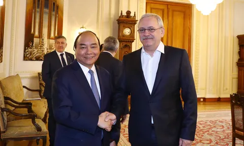 Thủ tướng Nguyễn Xuân Phúc hội kiến Chủ tịch Hạ viện Romania