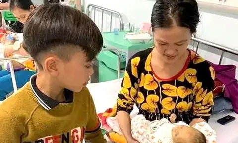 Em của cậu bé đạp xe 100km từ Sơn La xuống Hà Nội đã qua đời