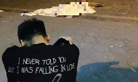Người mẹ lao công và những đêm không ngủ mưu sinh để nuôi con khôn lớn