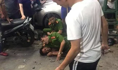 Khống chế đối tượng vác dao chém trọng thương vợ chồng chủ nhà giữa phố