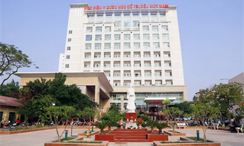 Học viện Y Dược học cổ truyền VN: Làm cách nào để trở thành Bác sĩ nội trú?