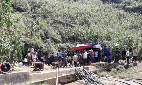 Chưa tiếp cận được nạn nhân mắc kẹt 7 ngày trong hang đá ở Lào Cai