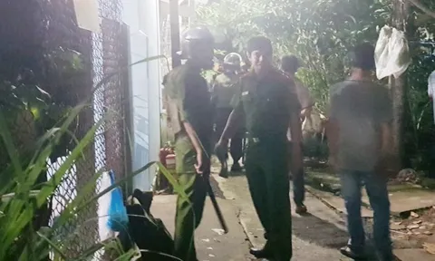 Cần Thơ: Người đàn ông nghi ngáo đá đâm vợ trọng thương