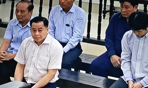 Vũ 'Nhôm' đưa chứng cứ mới khi hầu tòa cùng 2 cựu thứ trưởng bộ Công an trong phiên xử phúc thẩm