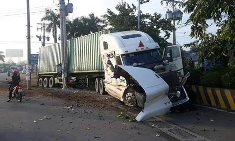 Vụ container tông bẹp ô tô 4 chỗ ở Tây Ninh: Số nạn nhân tử vong tăng lên 5 người
