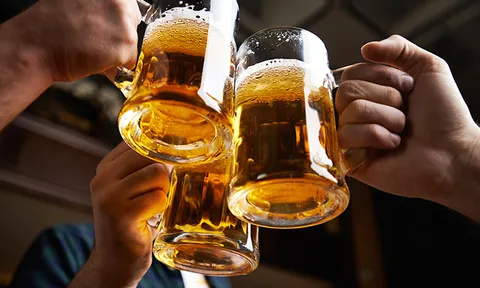 Cấm doanh nghiệp bia rượu quảng cáo, tài trợ chỉ là việc làm từ phần ngọn!